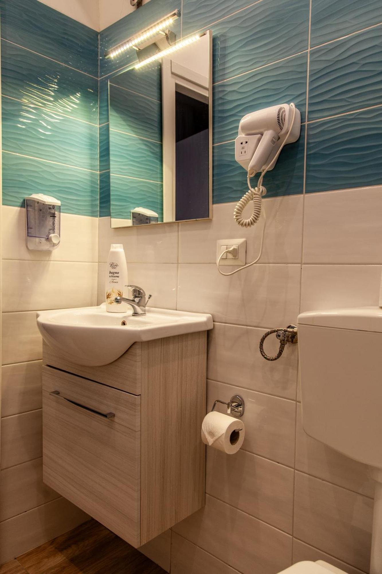 Airport Luxury Rooms 나폴리 객실 사진