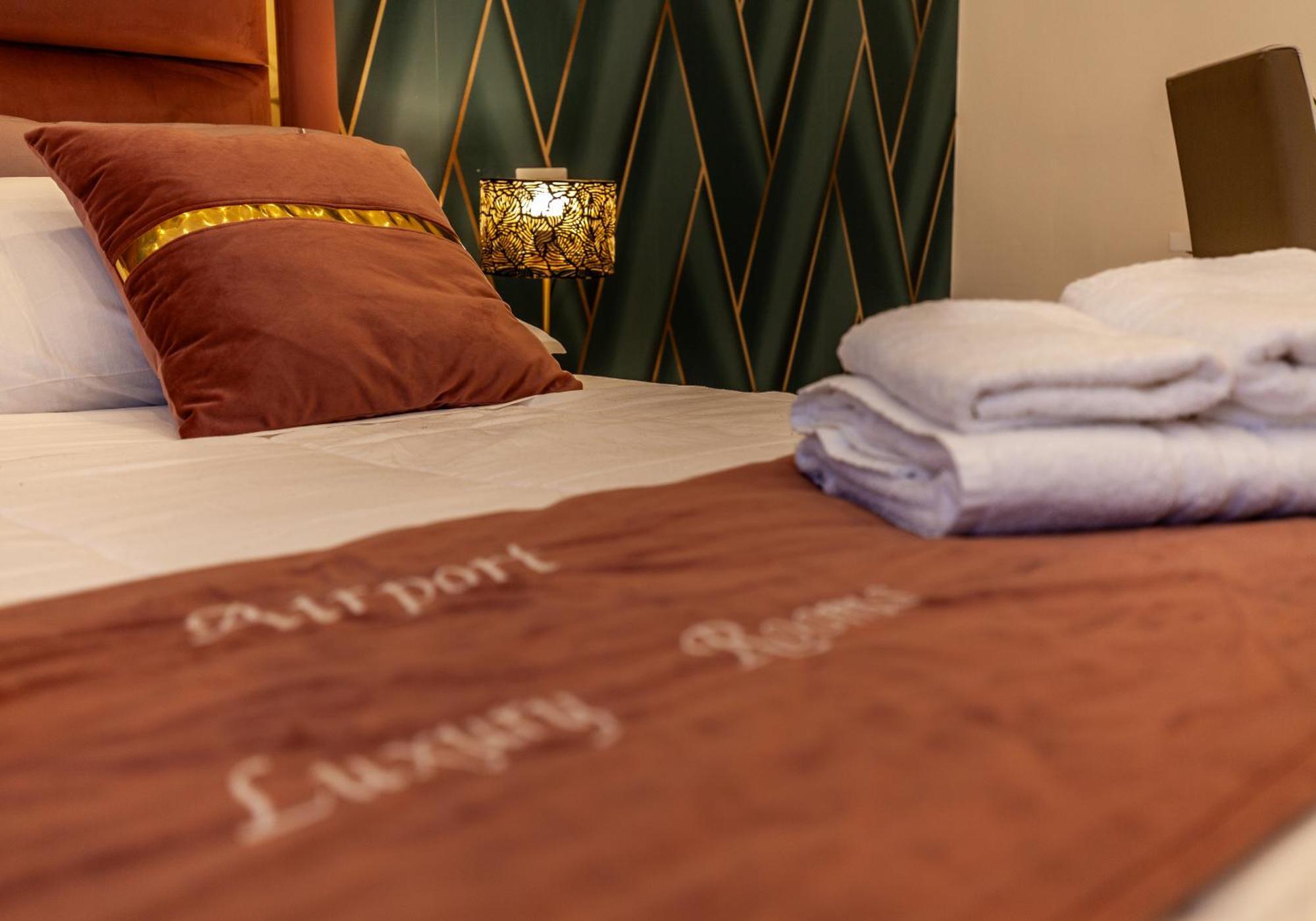 Airport Luxury Rooms 나폴리 외부 사진